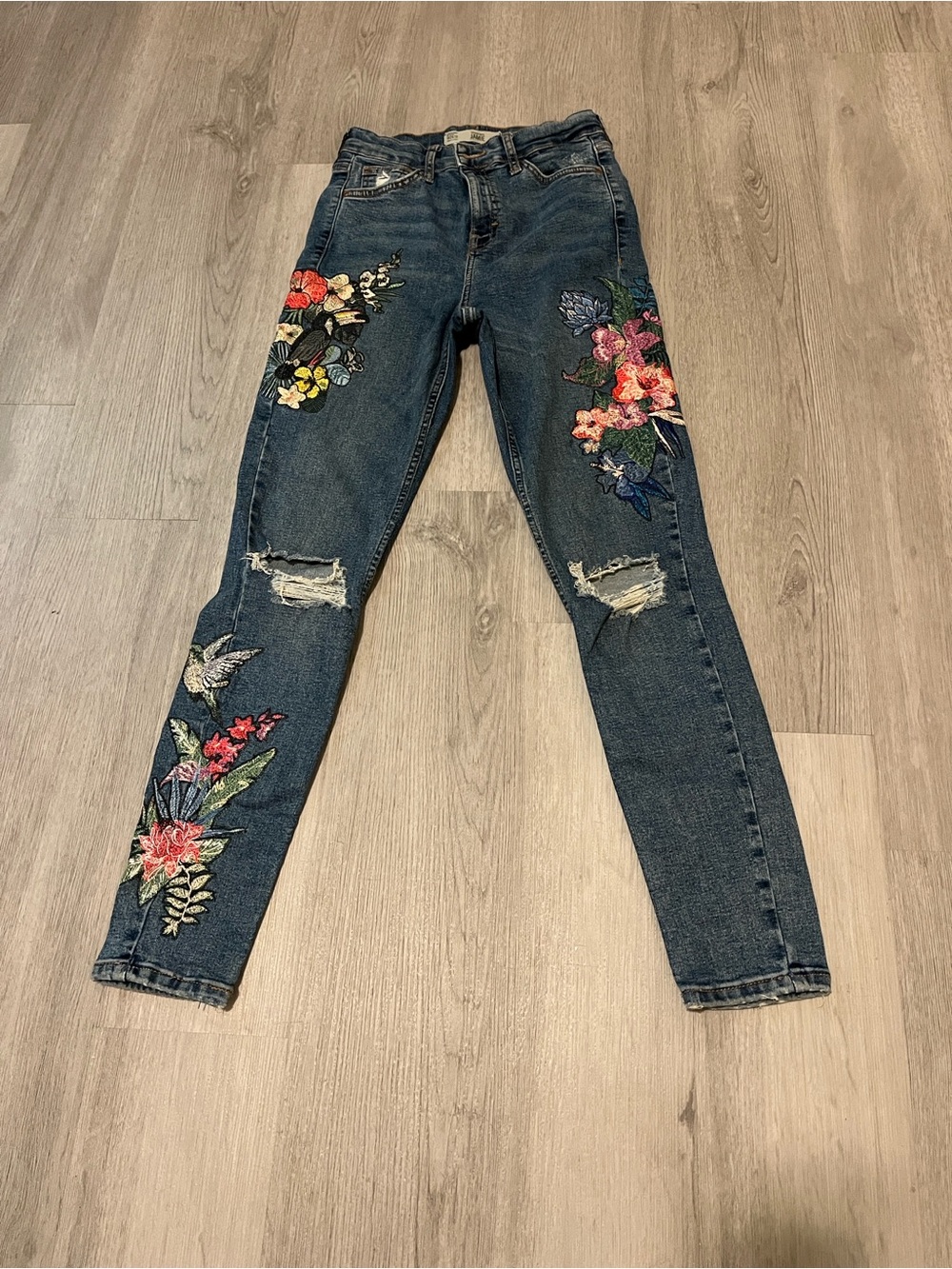 Topshop Dark Blue Skinny Jeans with Multicolor Floral Embroidery